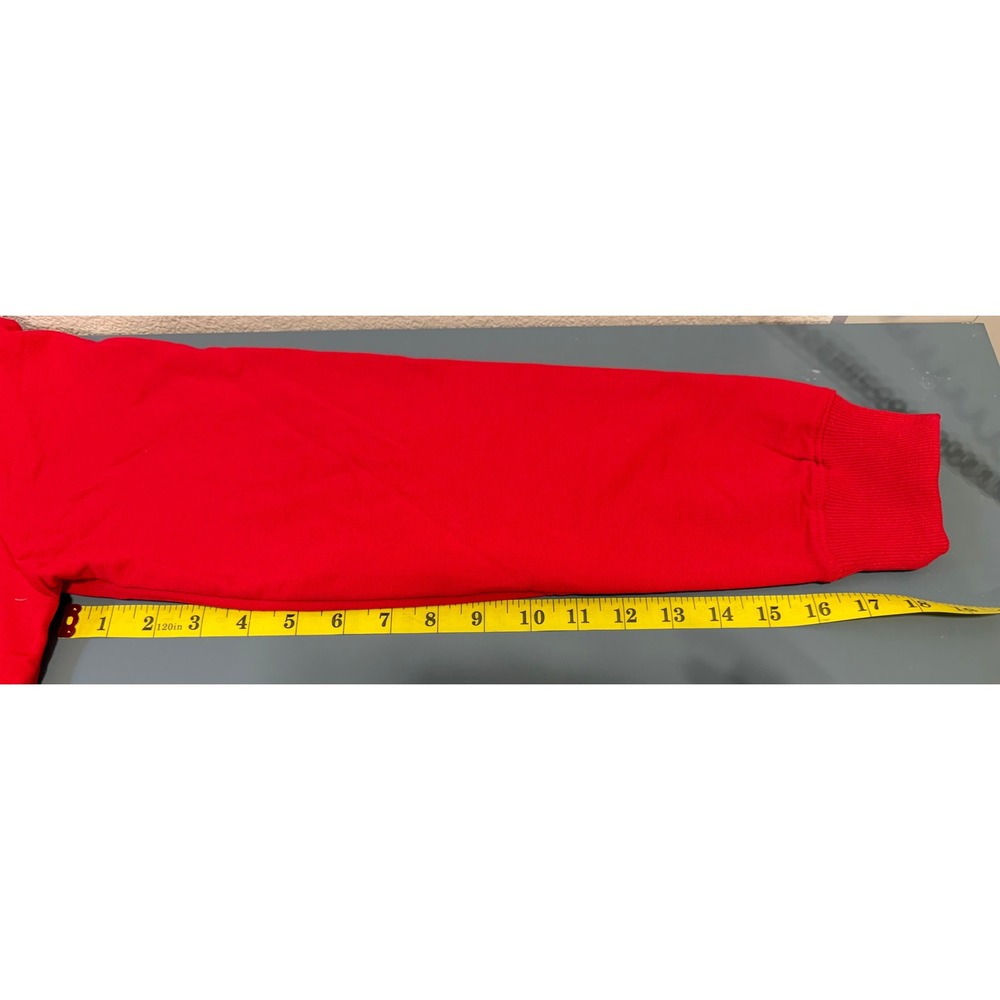 Kansas City Chiefs Heart Football Graphic Red Crewneck Sweatshirt Large NWOT - Picture 6 of 9